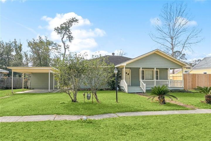 Property Photo:  317 W 24th Avenue  LA 70433 