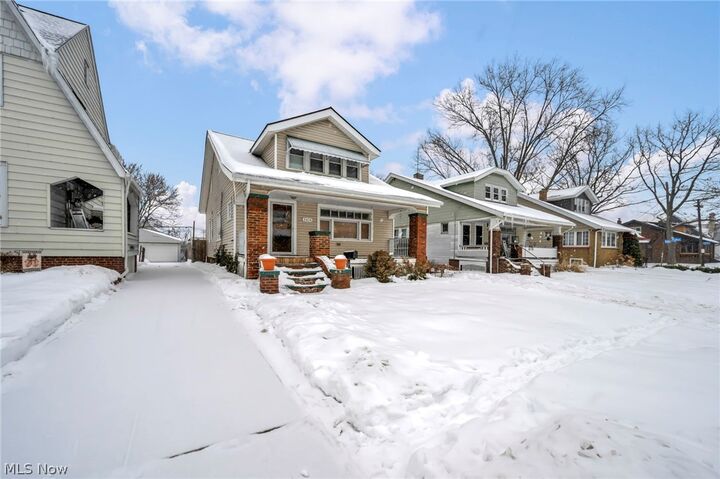 Property Photo: 5414 Northcliff Avenue OH 44144
