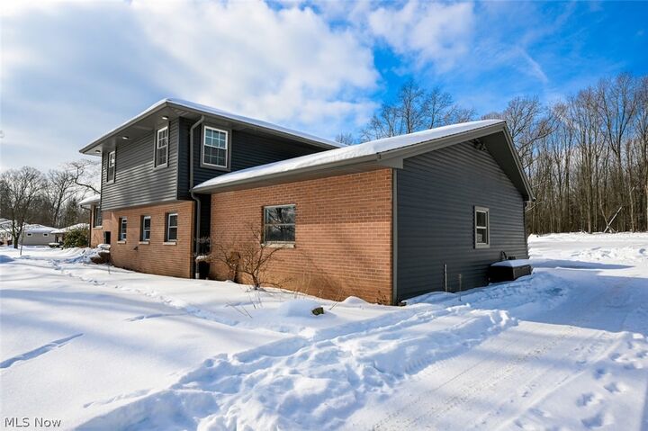 Property Photo: 5766 Weaver Road OH 44319