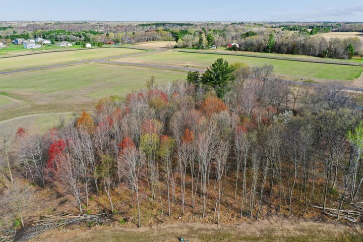 Property Photo:  5270 389th Trail  MN 55056 