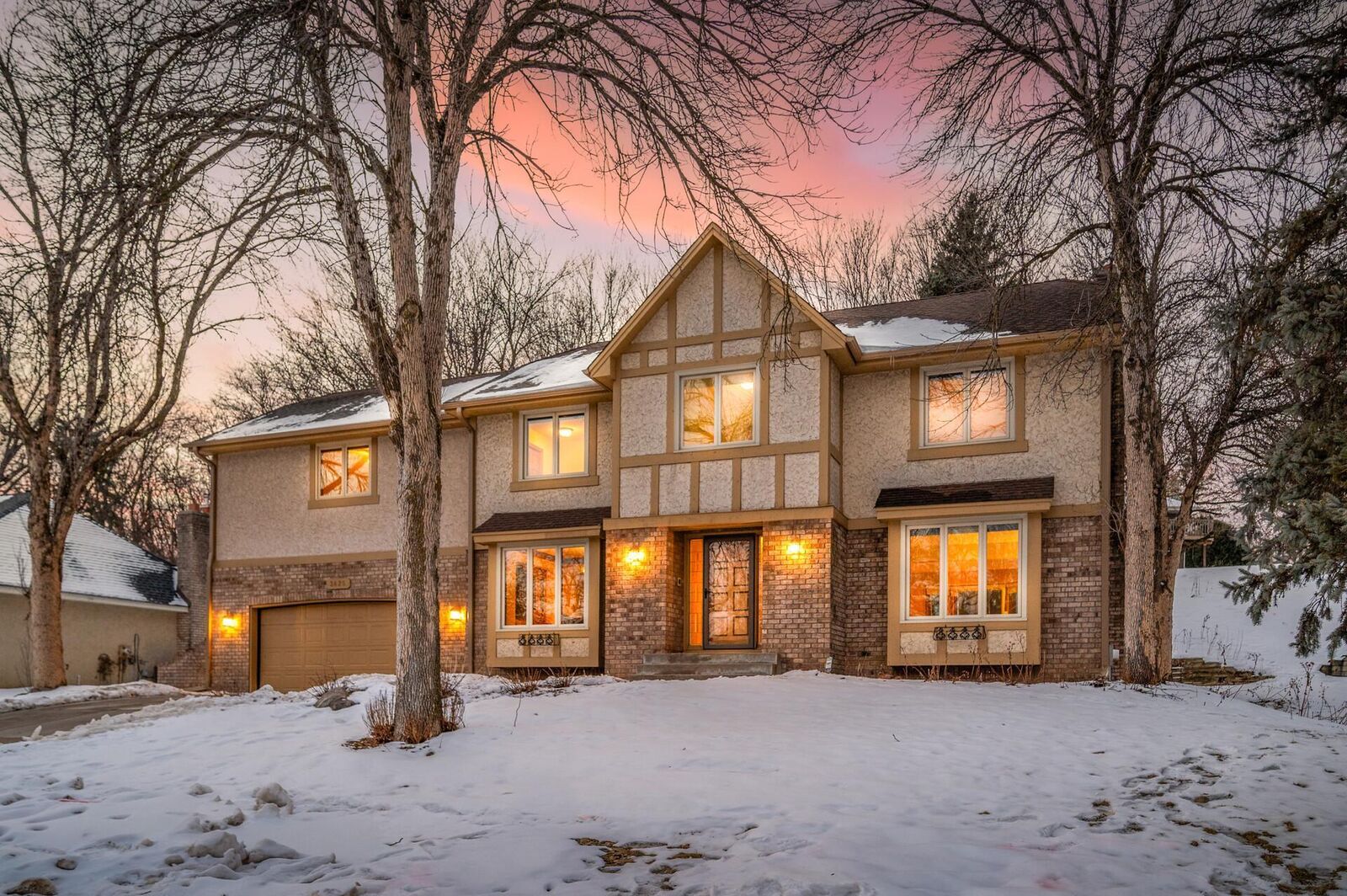 Property Photo: 3625 Rosewood Lane N MN 55441