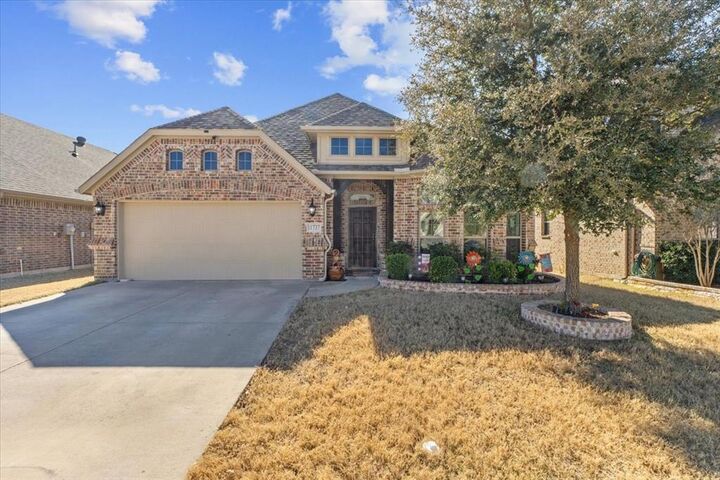 Property Photo: 11737 Tuscarora TX 76108