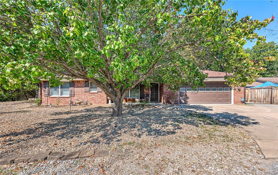Property Photo:  66 Wentworth Drive  AR 72715 