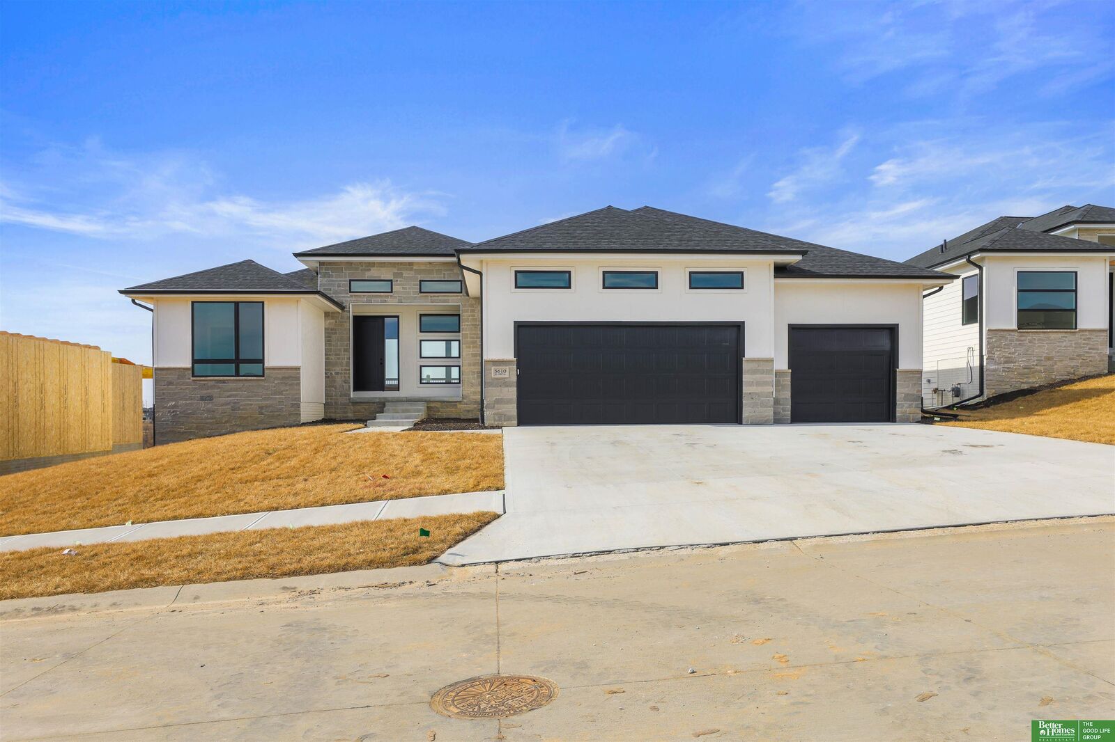 Property Photo:  5610 N 198th Street  NE 68022 