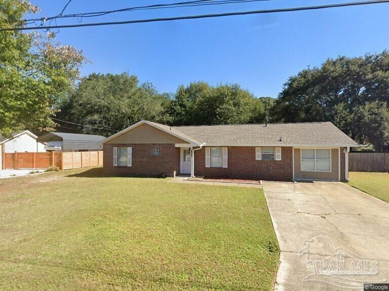 Property Photo:  4252 Castille Ave  FL 32571 