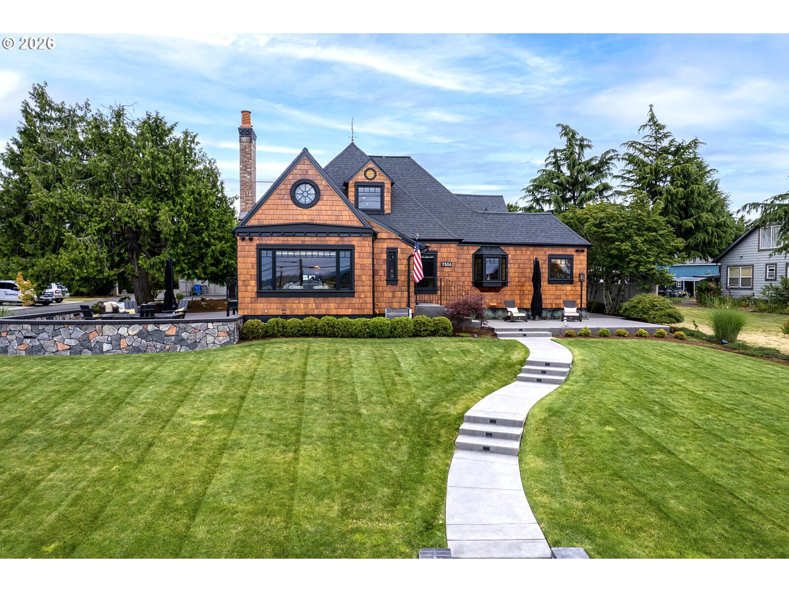 Property Photo:  7506 SE Evergreen Hwy  WA 98664 