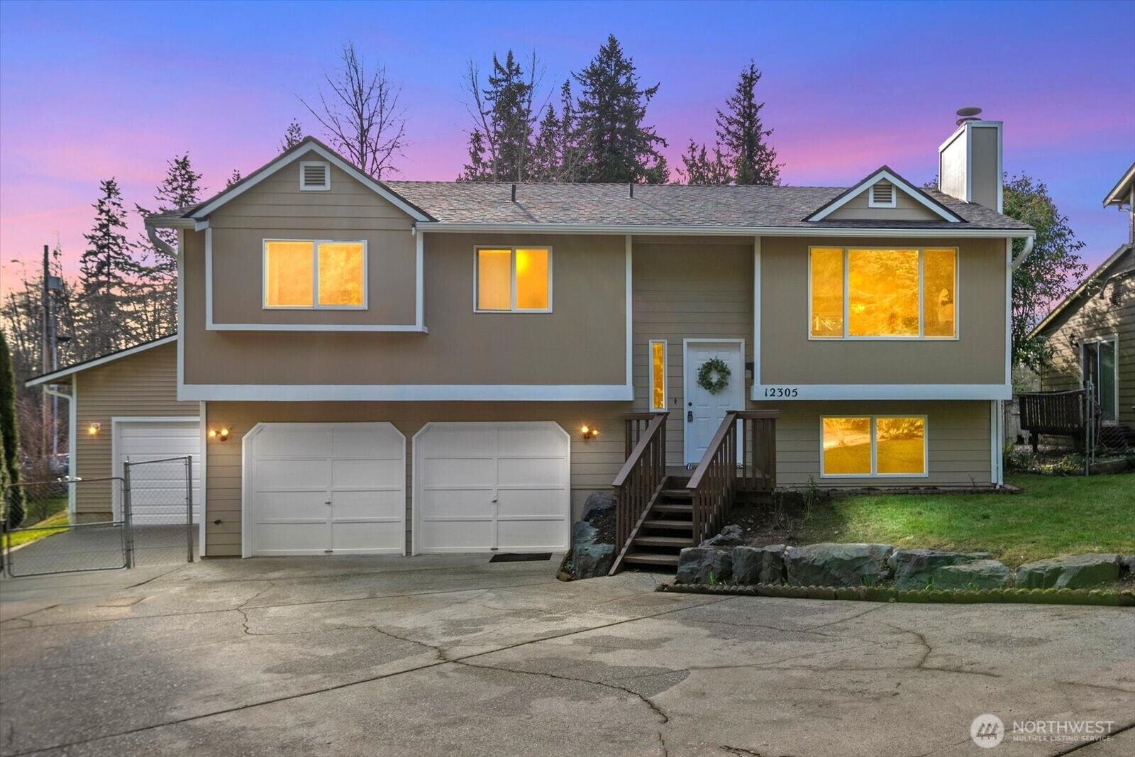 Property Photo:  12305  Alexander Road  WA 98204 