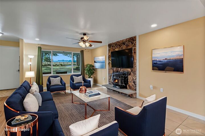 Property Photo:  3205  192nd Street E  WA 98446 