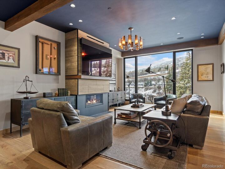 Property Photo:  1 Waterfront Way 204  CO 81620 