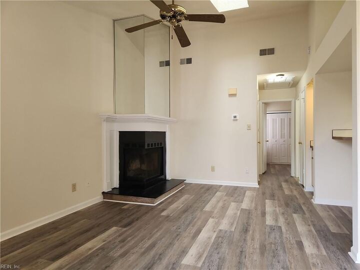 Property Photo:  3770 Towne Point Rd B  VA 23703 