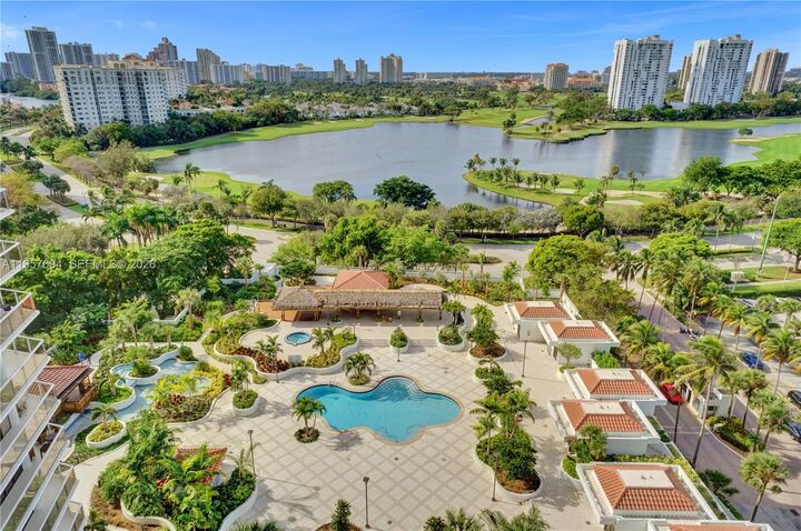 Property Photo:  20281 E Country Club Dr 1503  FL 33180 