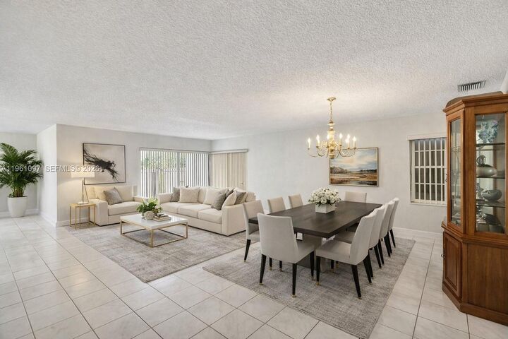 Property Photo: 10190 SW 138th Ct FL 33186