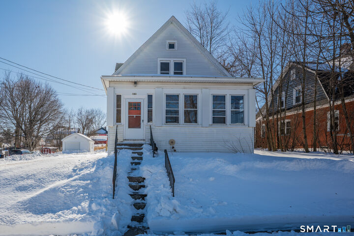 Property Photo:  182 Francis Street  CT 06053 