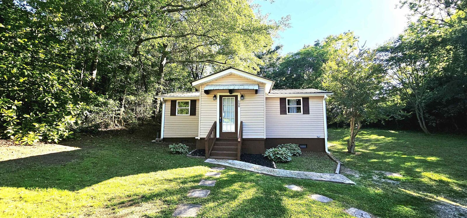 Property Photo: 508 S Church Ave SC 29356