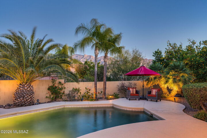 Property Photo:  1590 W Copper Sky Drive  AZ 85737 