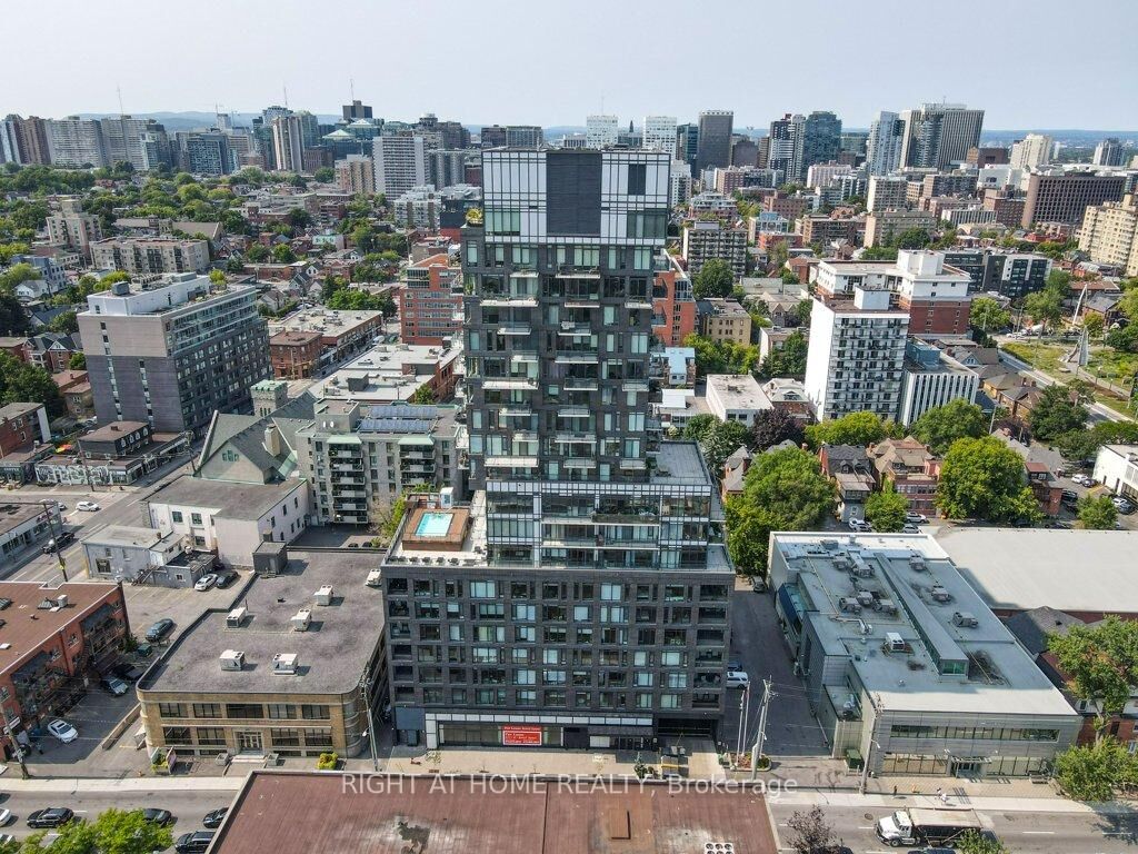 Property Photo: 203 Catherine Street 2002 ON K2P 1J5