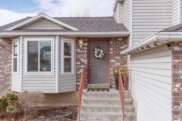 Property Photo: 1023 N 250 W UT 84003