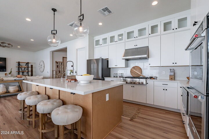 Property Photo:  5822 S Chatsworth --  AZ 85212 