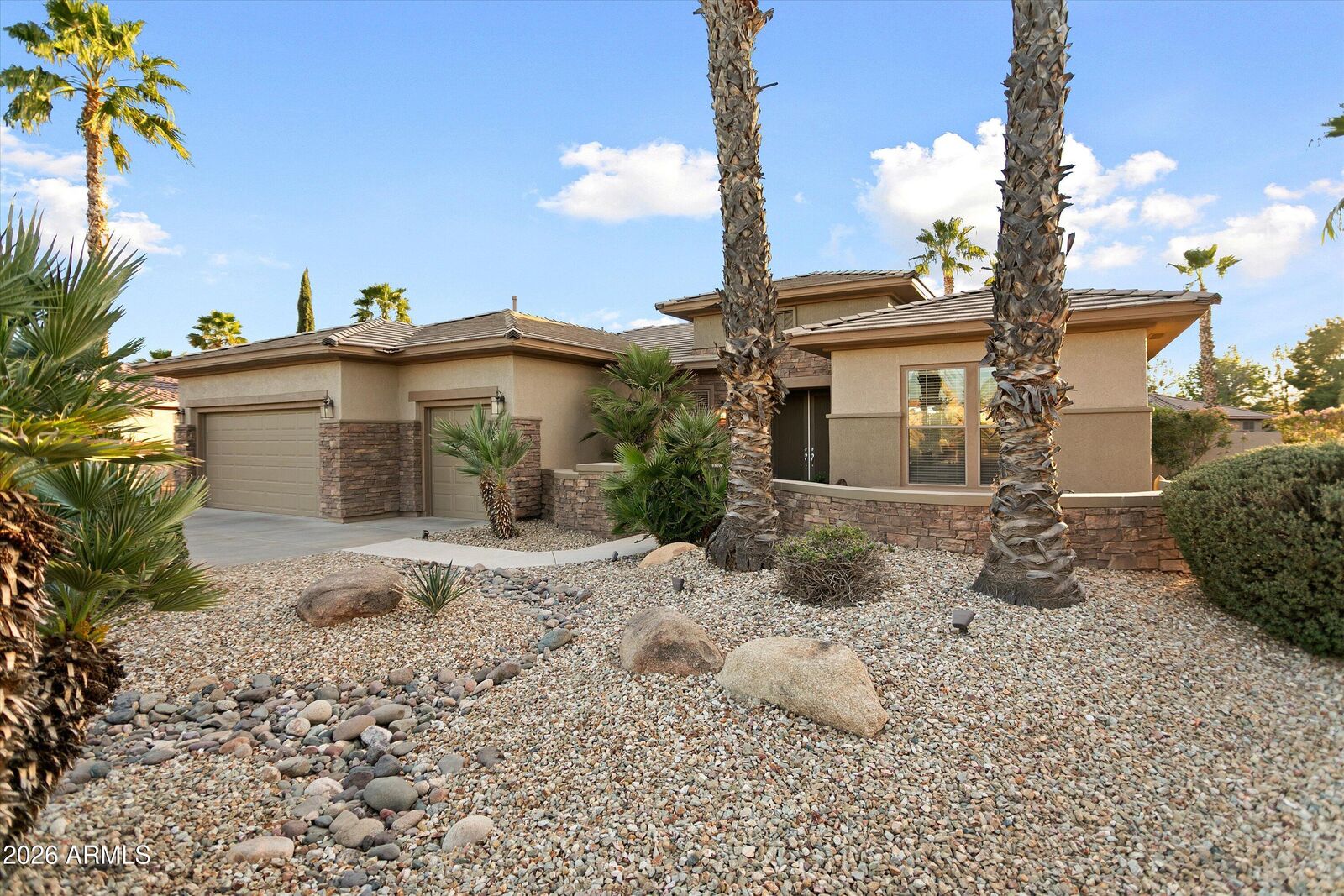 Property Photo:  16385 W Glacier Court  AZ 85387 