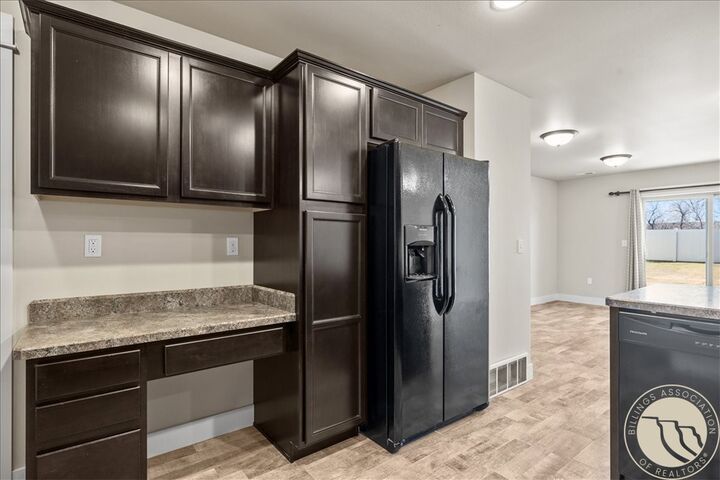 Property Photo:  1417 Naples Street  MT 59105-4495 