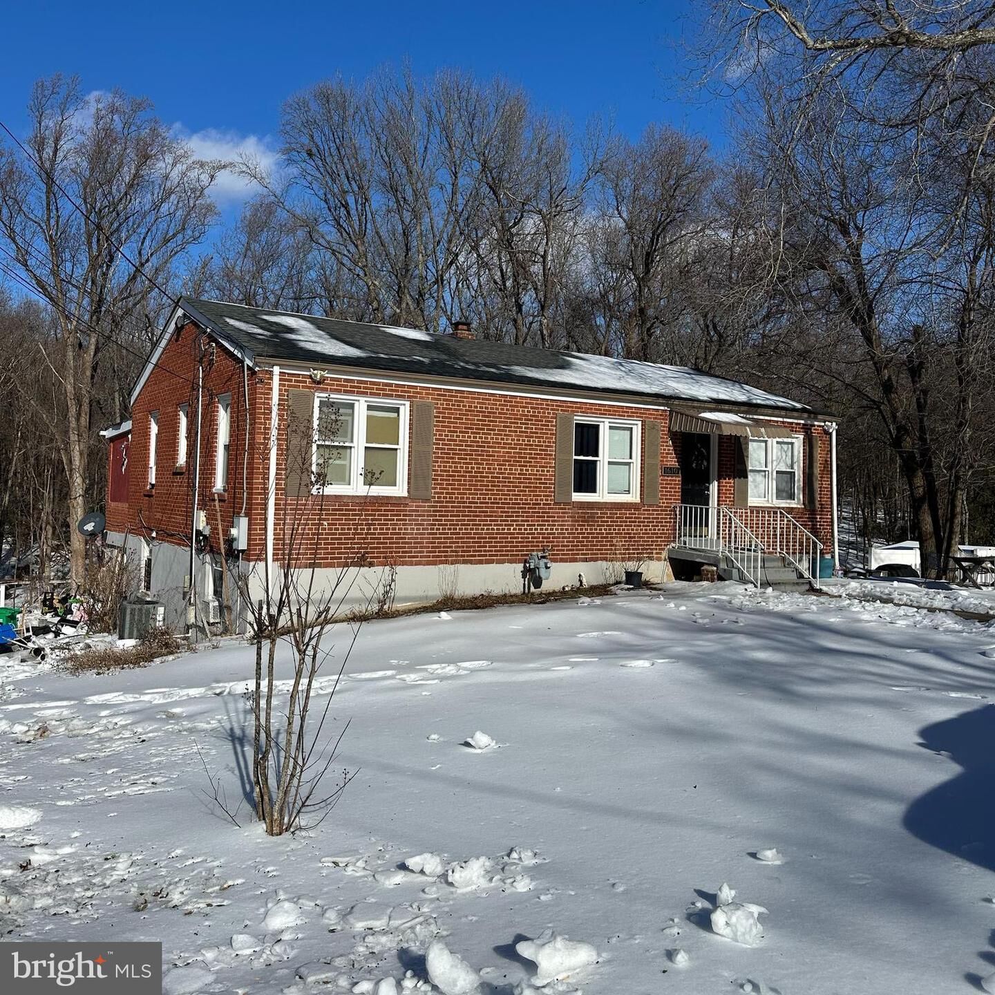 Property Photo: 1610 Thomas Road MD 20744