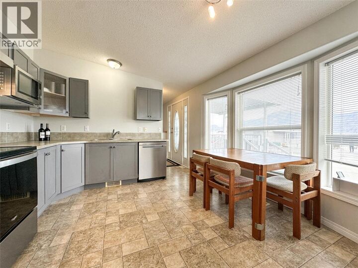 Property Photo: 9410 115th Street 16 BC V0H 1V5
