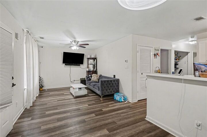 Property Photo: 1615 Hallmark Hills Drive GA 30223