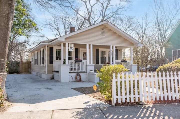 Property Photo:  3190 E Point Street  GA 30344 