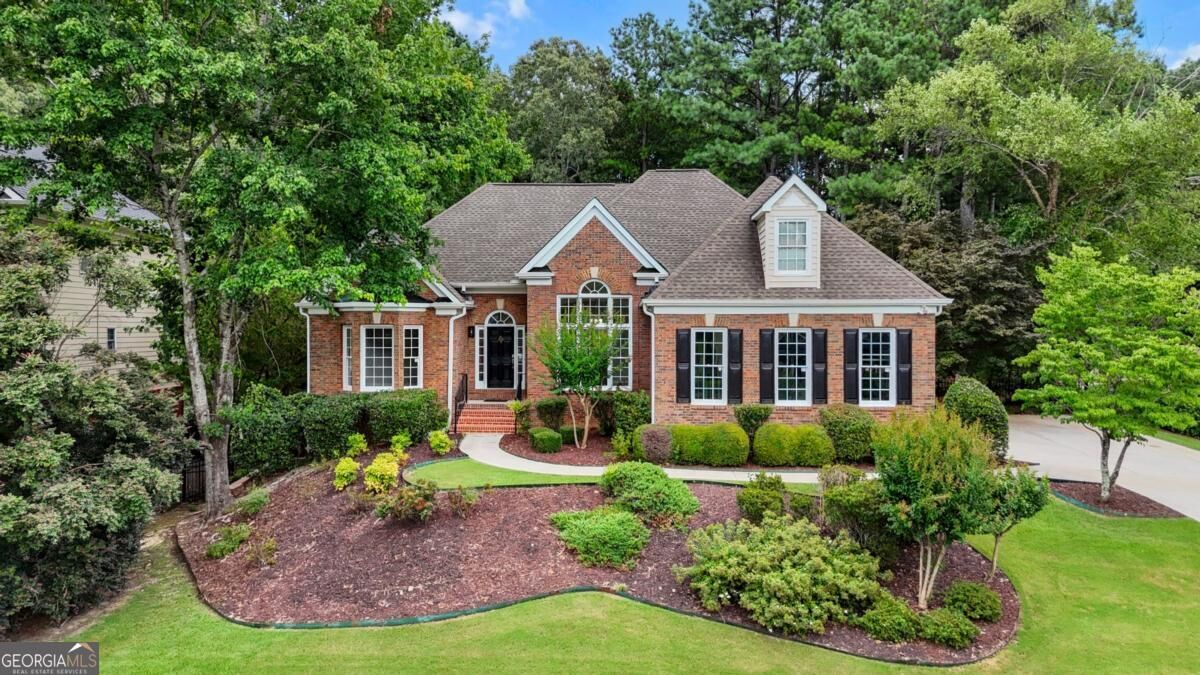 Property Photo: 1751 Mulberry Lake Drive GA 30019