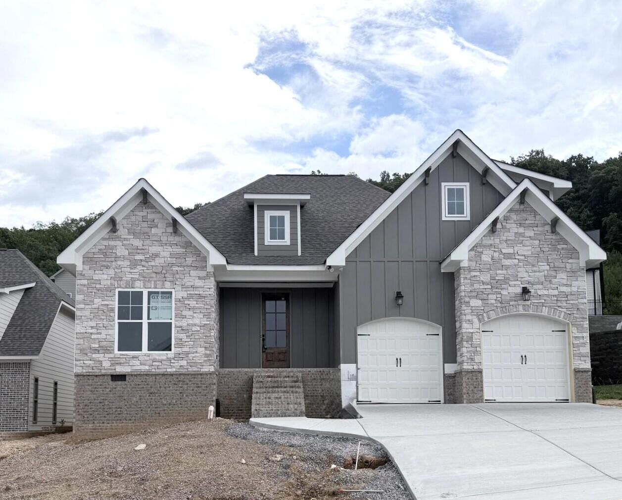 Property Photo: 9888 Trestle Circle TN 37363