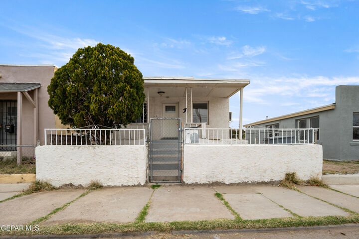 Property Photo:  3315 E Missouri Avenue  TX 79903 