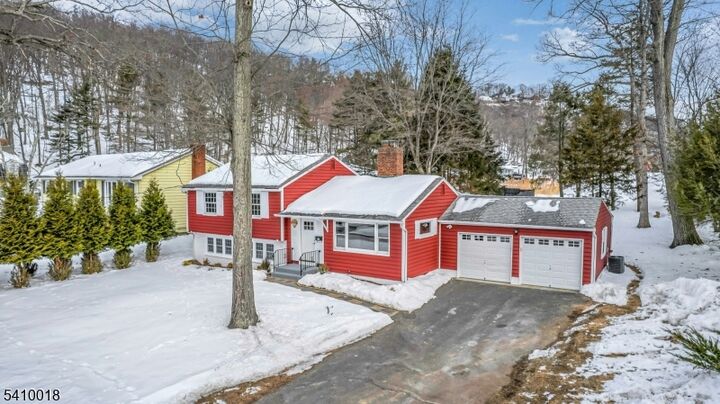 Property Photo:  583 W Shore Trl  NJ 07871 