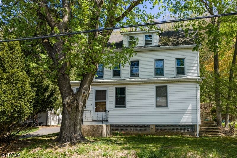 Property Photo: 782 Uniontown Rd NJ 08865