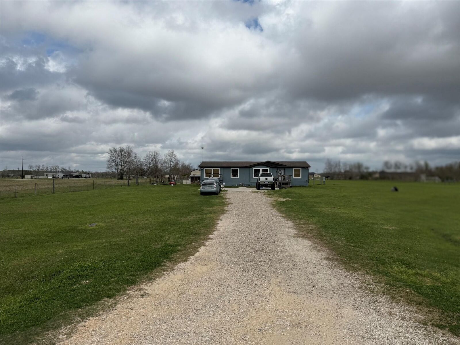 Property Photo:  255 County Road 169B  TX 77575 