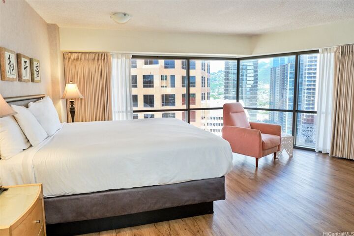 Property Photo:  1088 Bishop Street 2712  HI 96813 