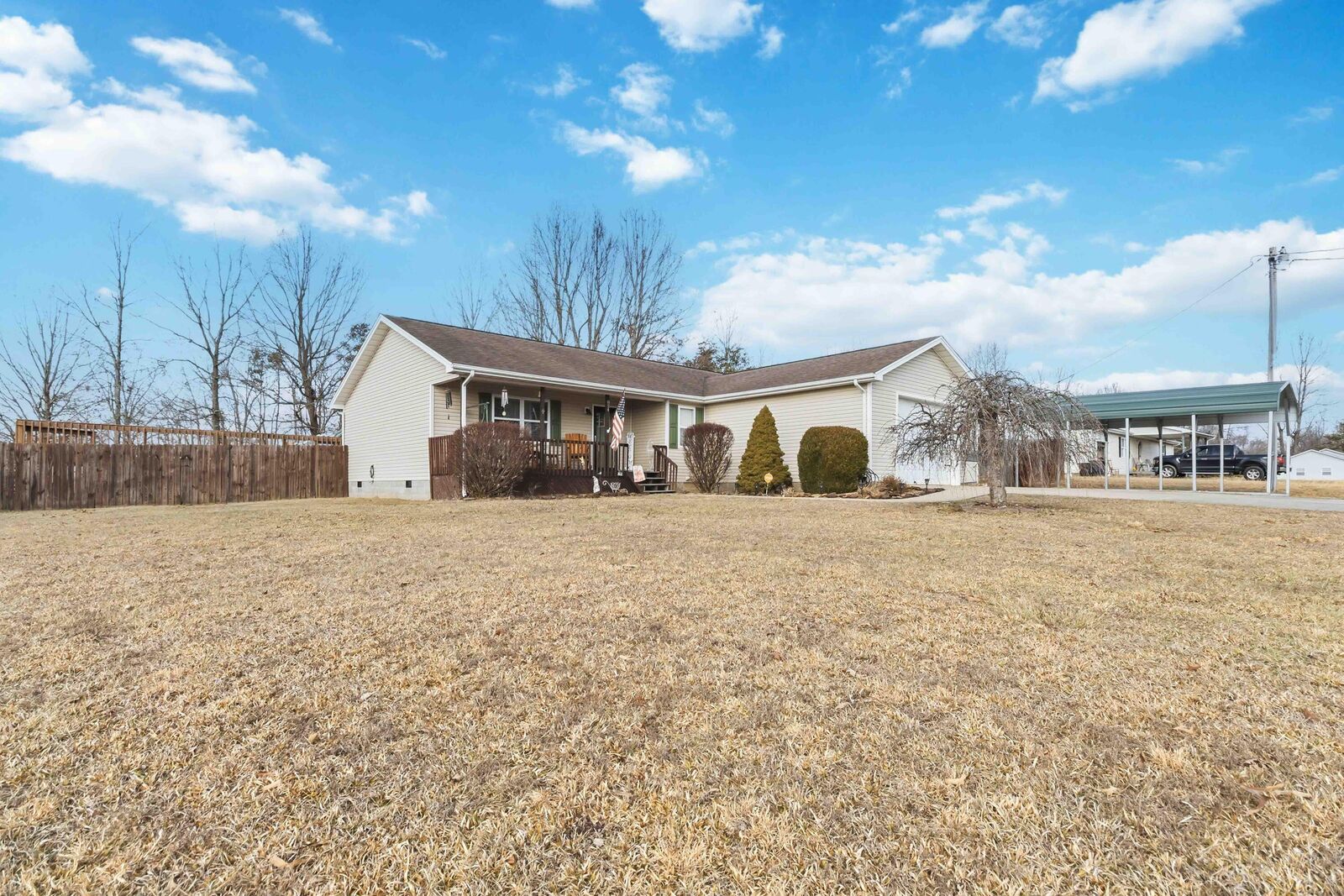 Property Photo:  824 Walnut Road  KY 40740 