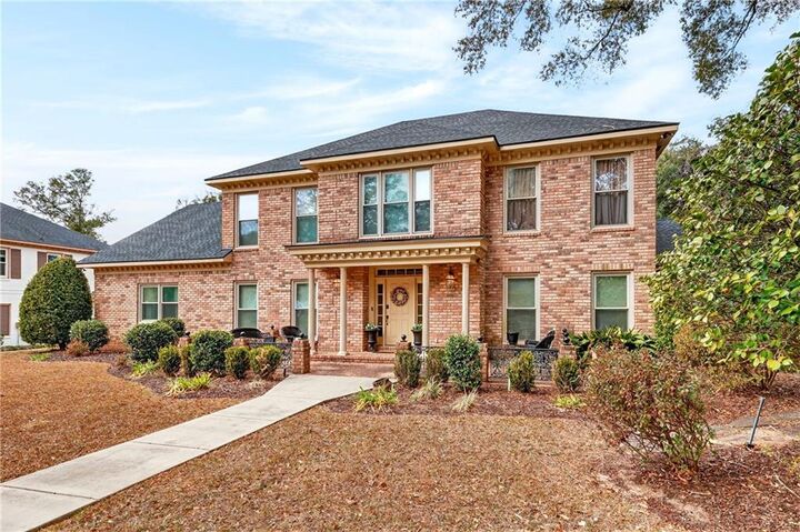 Property Photo:  2104 Marchfield Drive E  AL 36693 