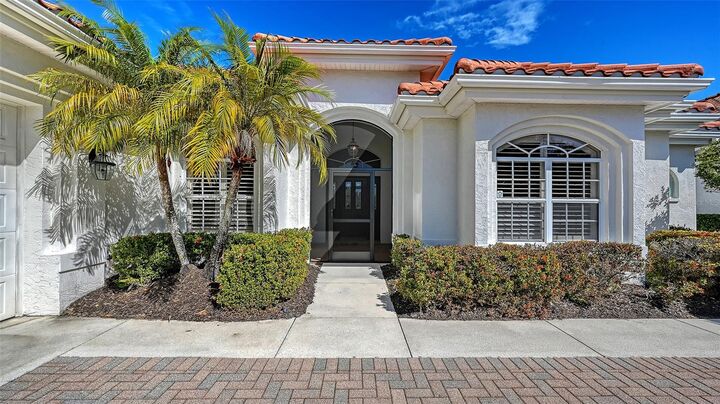 Property Photo:  2482 Dick Wilson Drive  FL 34240 