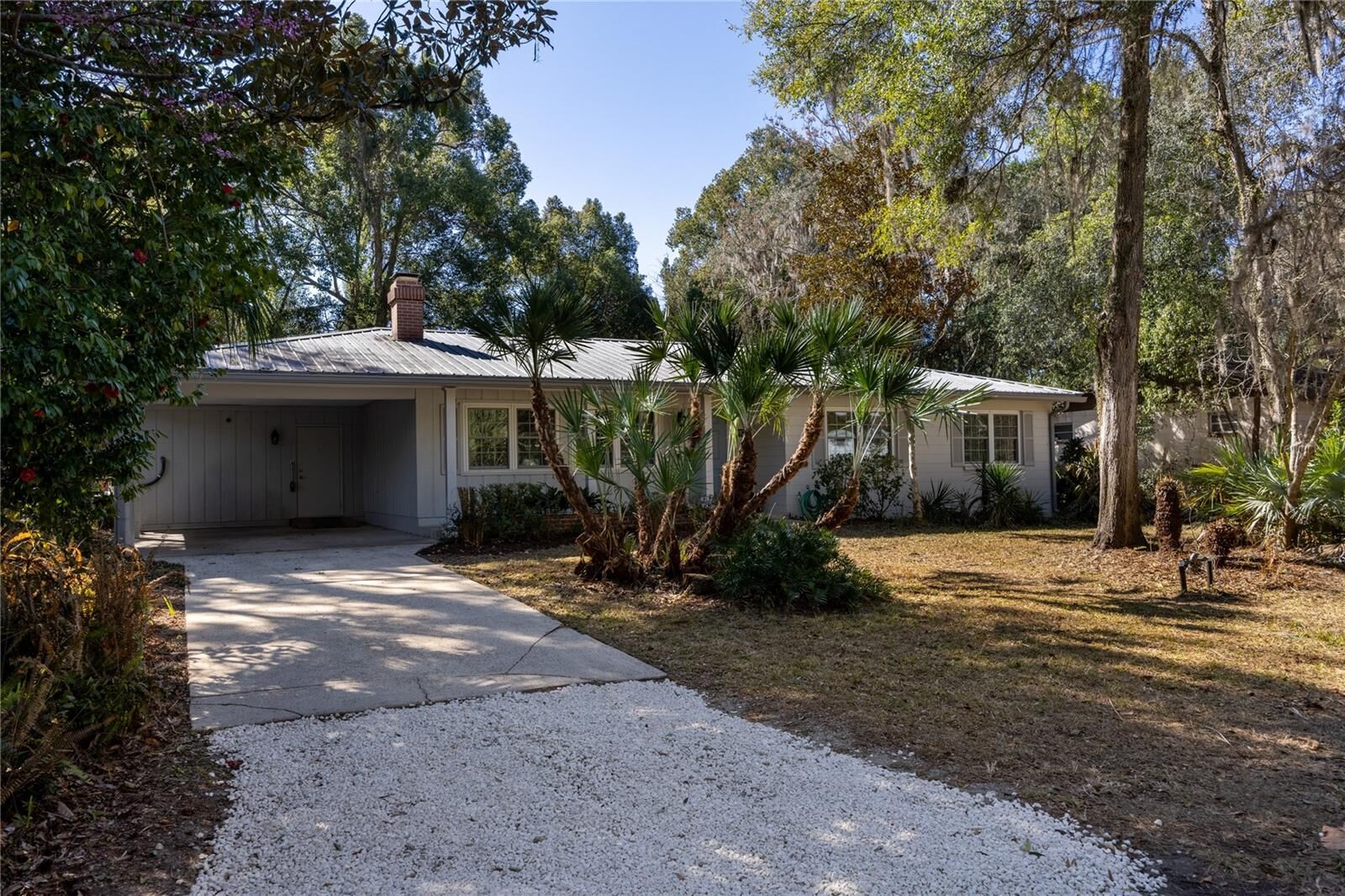 Property Photo:  919 NW 36th Avenue  FL 32609 