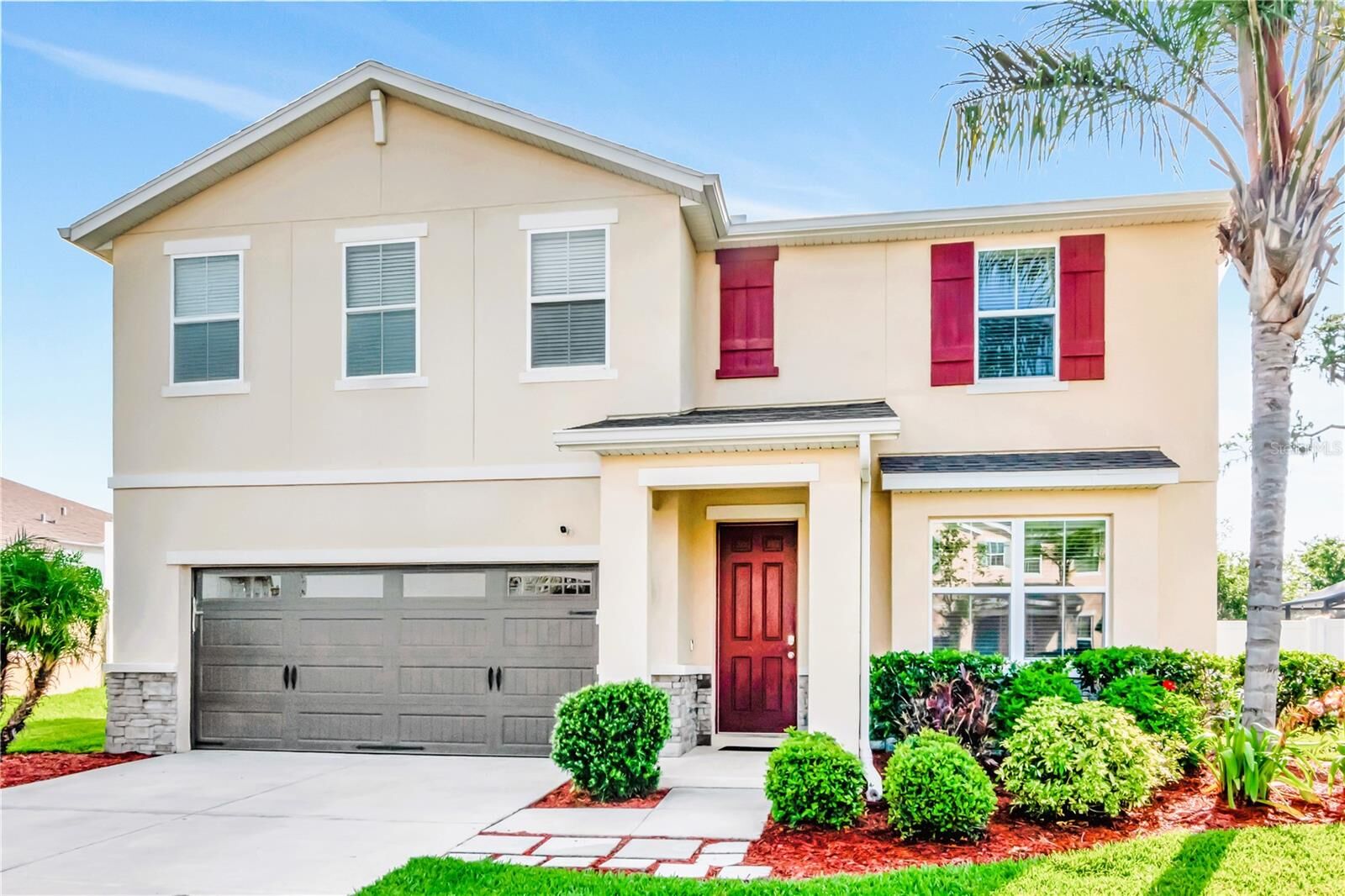 Property Photo: 5446 Suncatcher Drive FL 33545