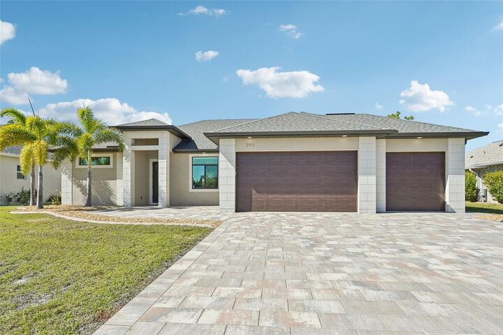 Property Photo:  242 Fairway Road  FL 33947 