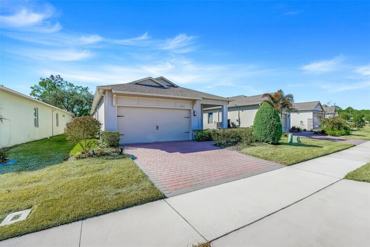 Property Photo:  17421 Blazing Star Circle  FL 34714 