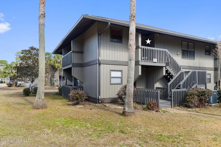 Property Photo:  284 Lanai  MS 39525 