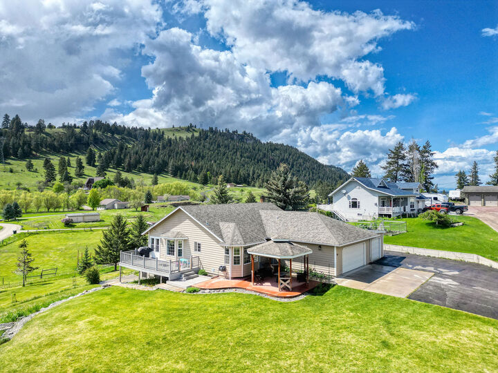 Property Photo:  30 Knapp Lane  MT 59901 