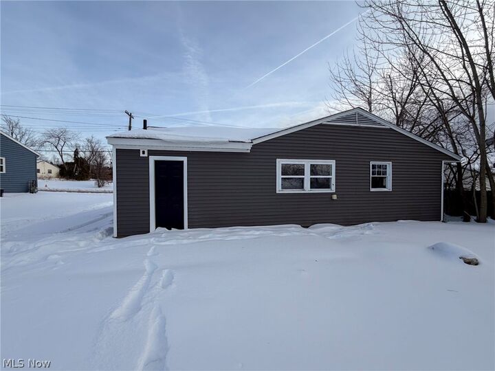 Property Photo: 58 Rutledge Drive OH 44505