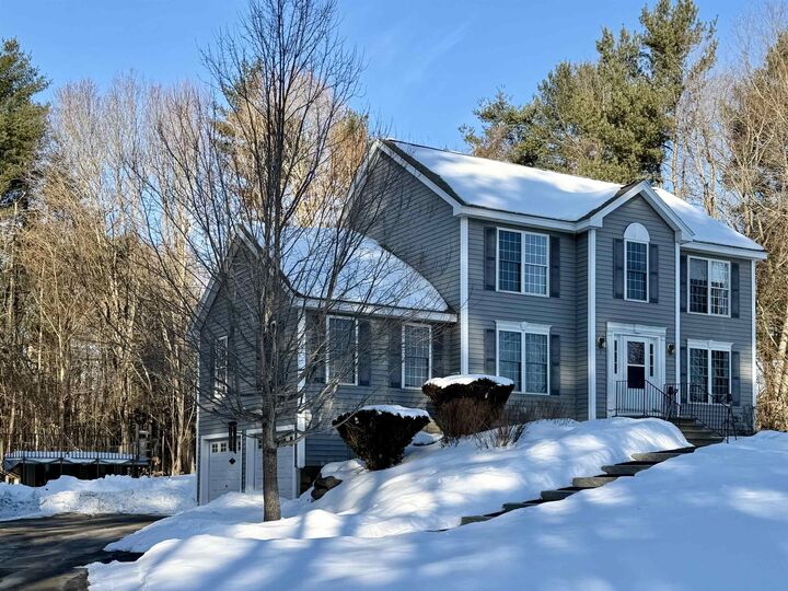 Property Photo:  1 Olde Bridge Lane  NH 03042 