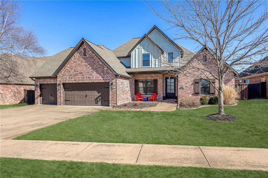 Property Photo:  6215 S 26th Street  AR 72758 