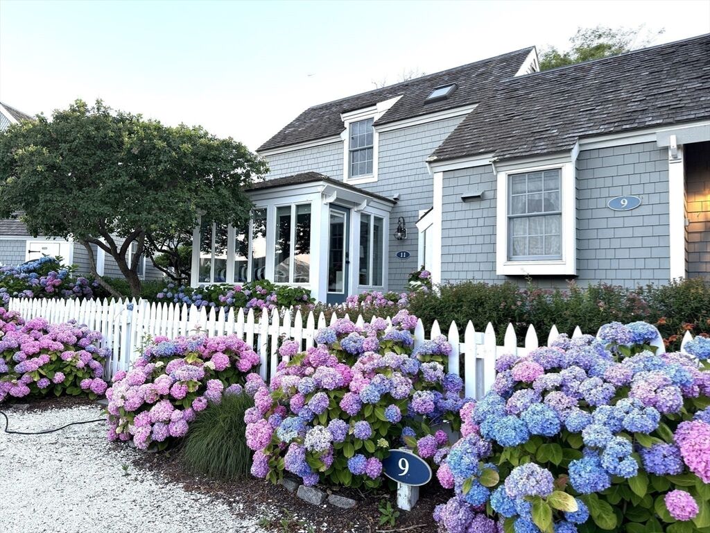 Property Photo:  11 Milestone Way 624  MA 02649 