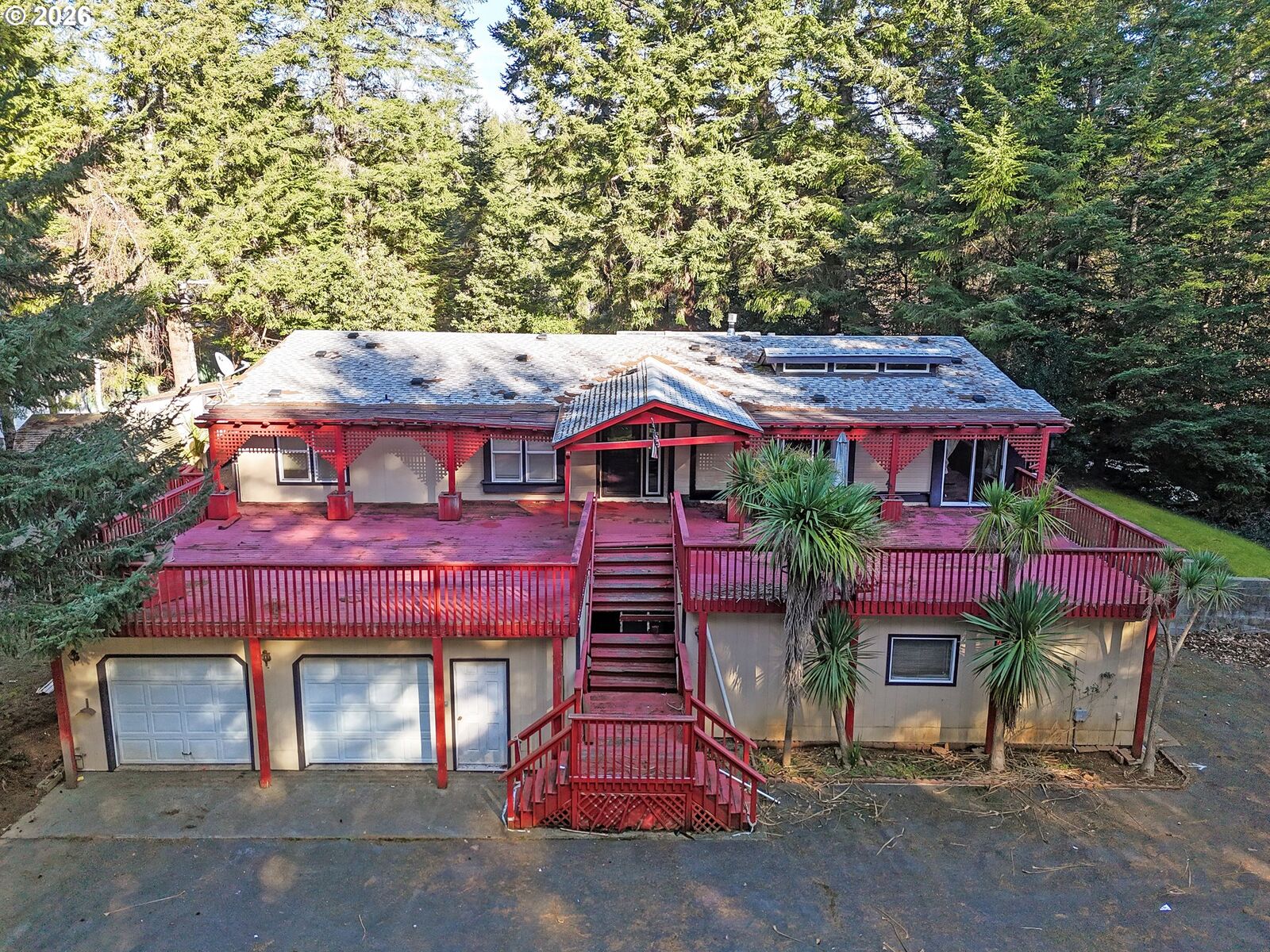 Property Photo:  19026 Pacific Crest Dr  OR 97415 