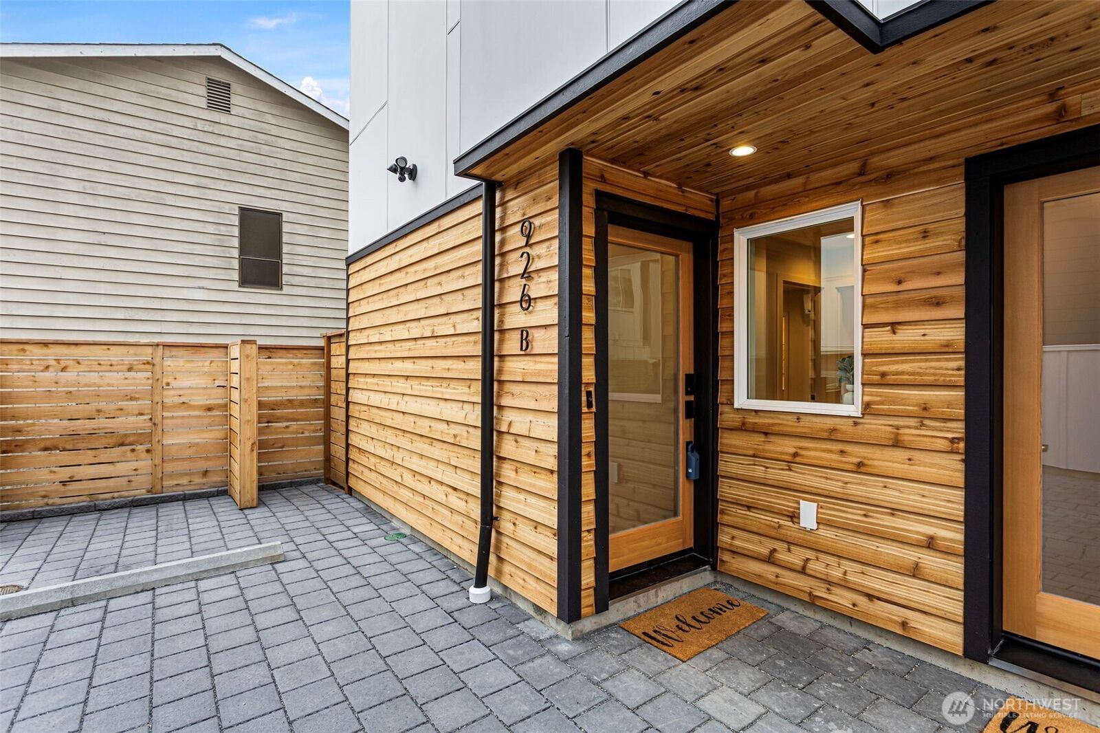 Property Photo:  926 NW 57th Street B  WA 98107 